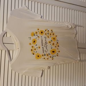 Cute tee short, that comes with a recipe in the back of the tag